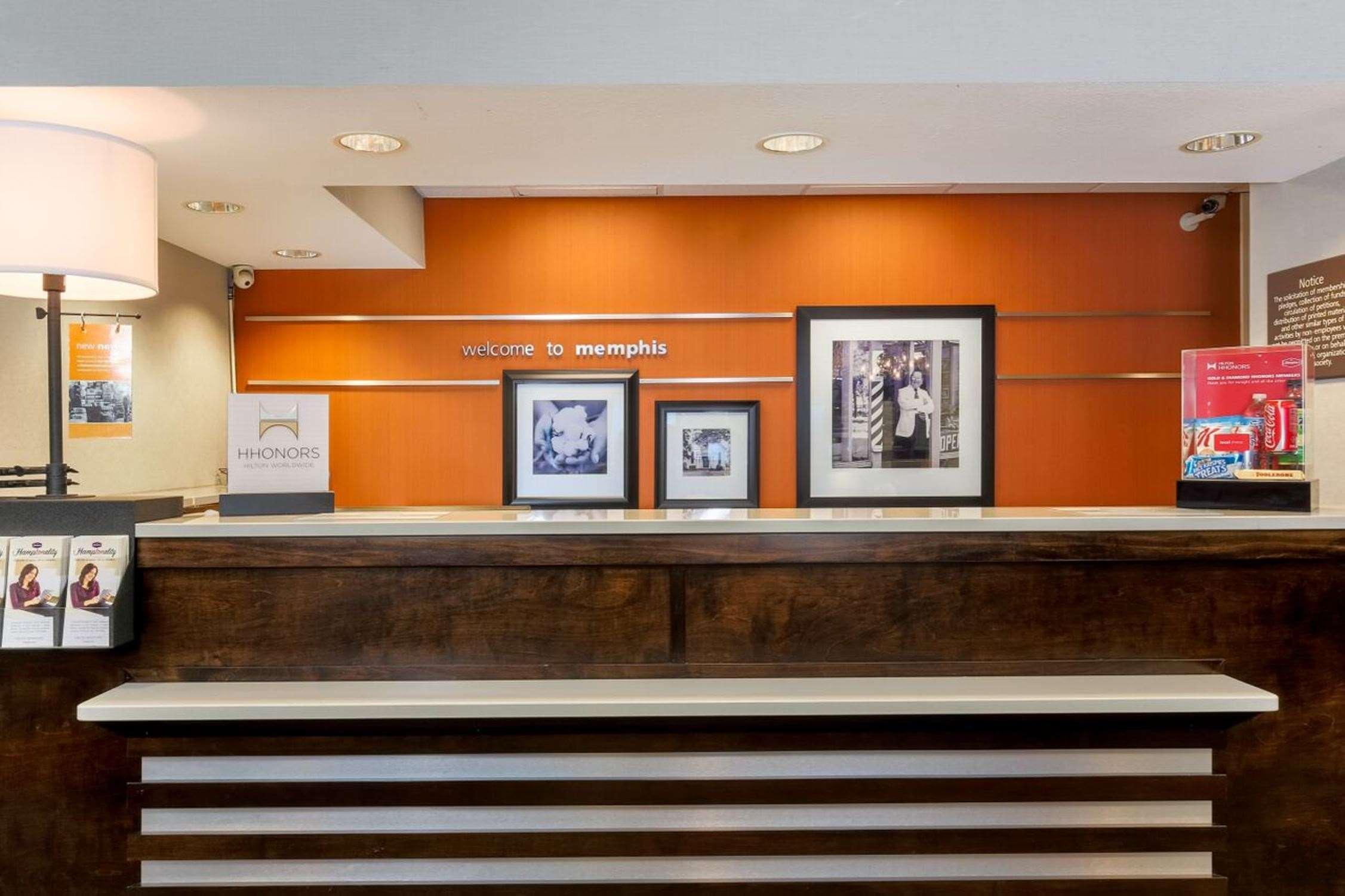 Hampton Inn Memphis-Southwind Exterior photo